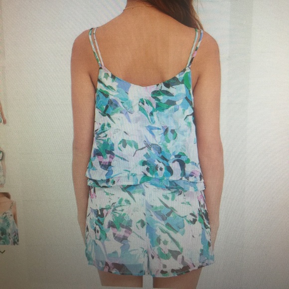 Blue Print Romper. - Picture 3 of 5